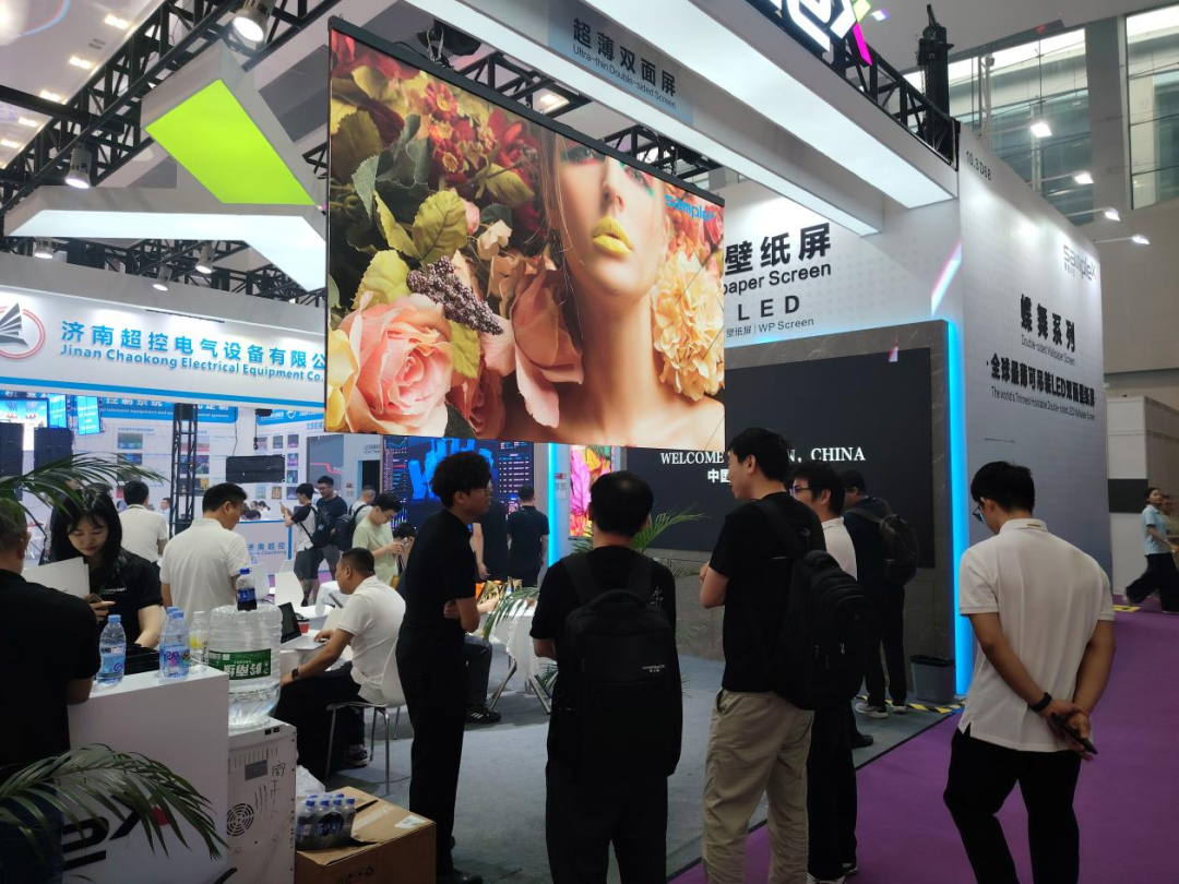【2025 廣州燈光音響展】DAV專訪賽普科技：揭秘全球最薄LED壁紙屏背后的黑科技革命